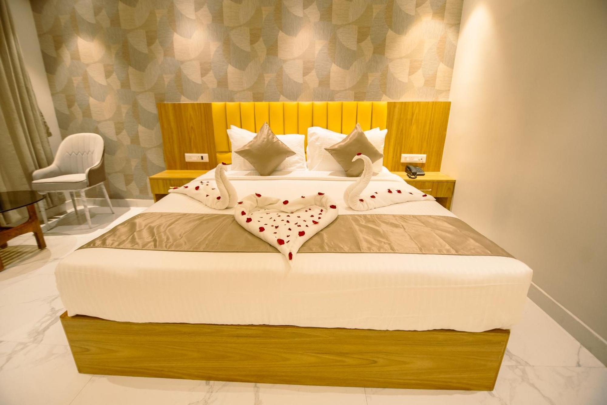 Hotel Dc Star Calcutta  Esterno foto