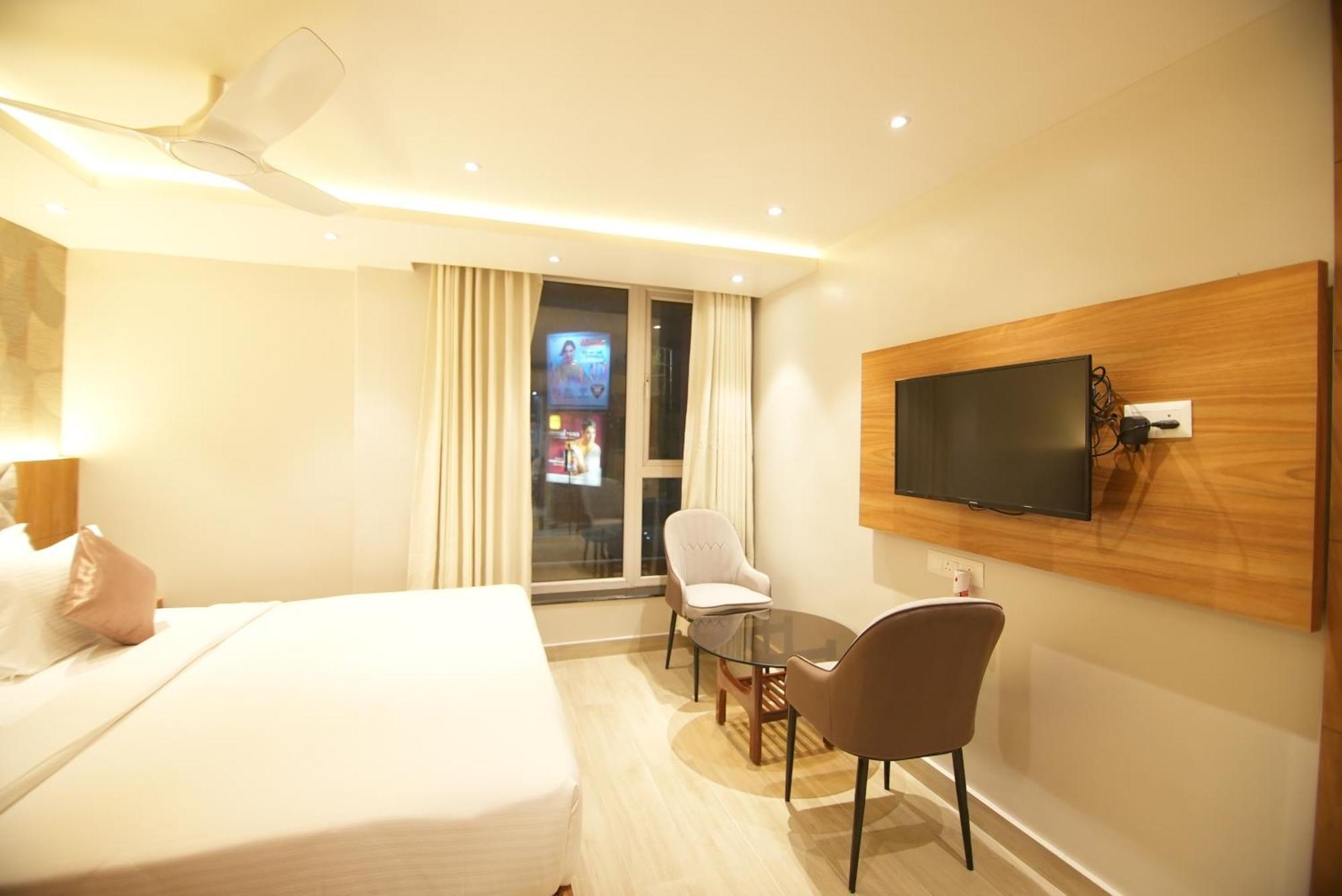 Hotel Dc Star Calcutta  Esterno foto